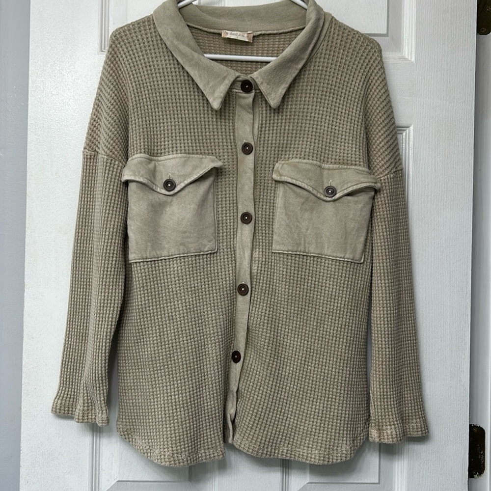 Altard’state S soft button down long sleeve shirt